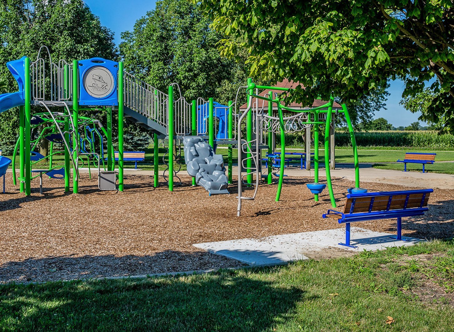 TS-Fairway-Bench-FWB-6-WI-PatriotBlue-1-1