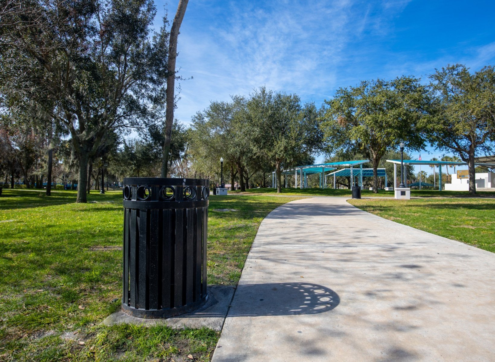 TS-Gramercy-GRTR-36F-Black-2