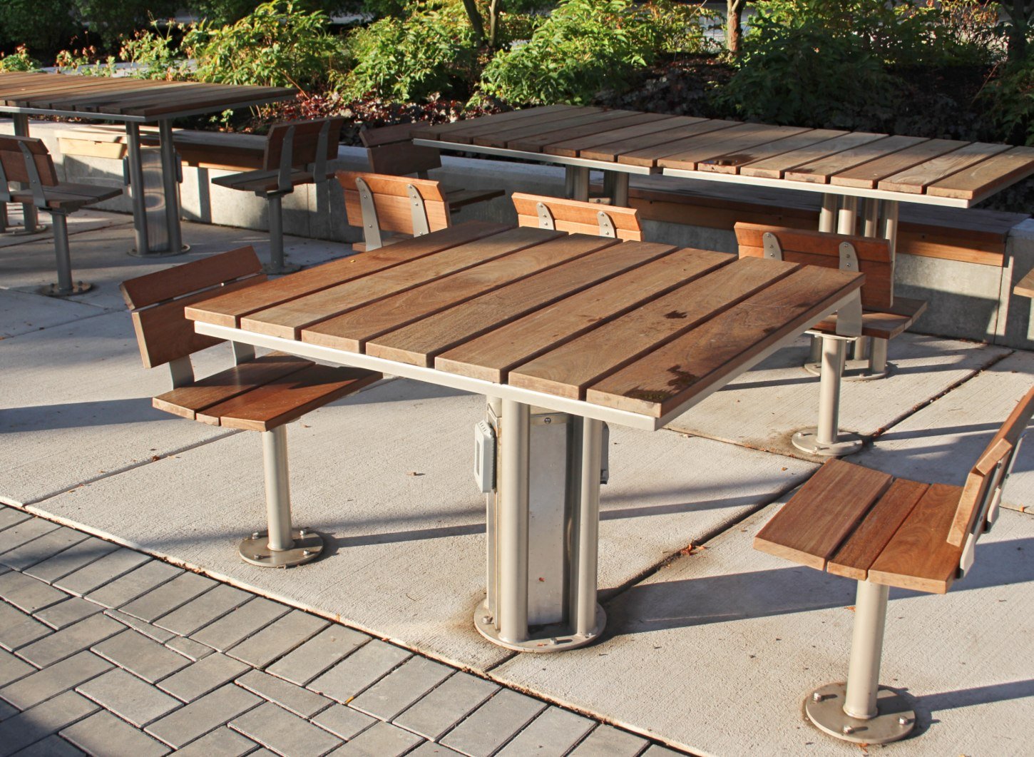 TS-Individual-Dining-Table-TBLD-SQWI-1