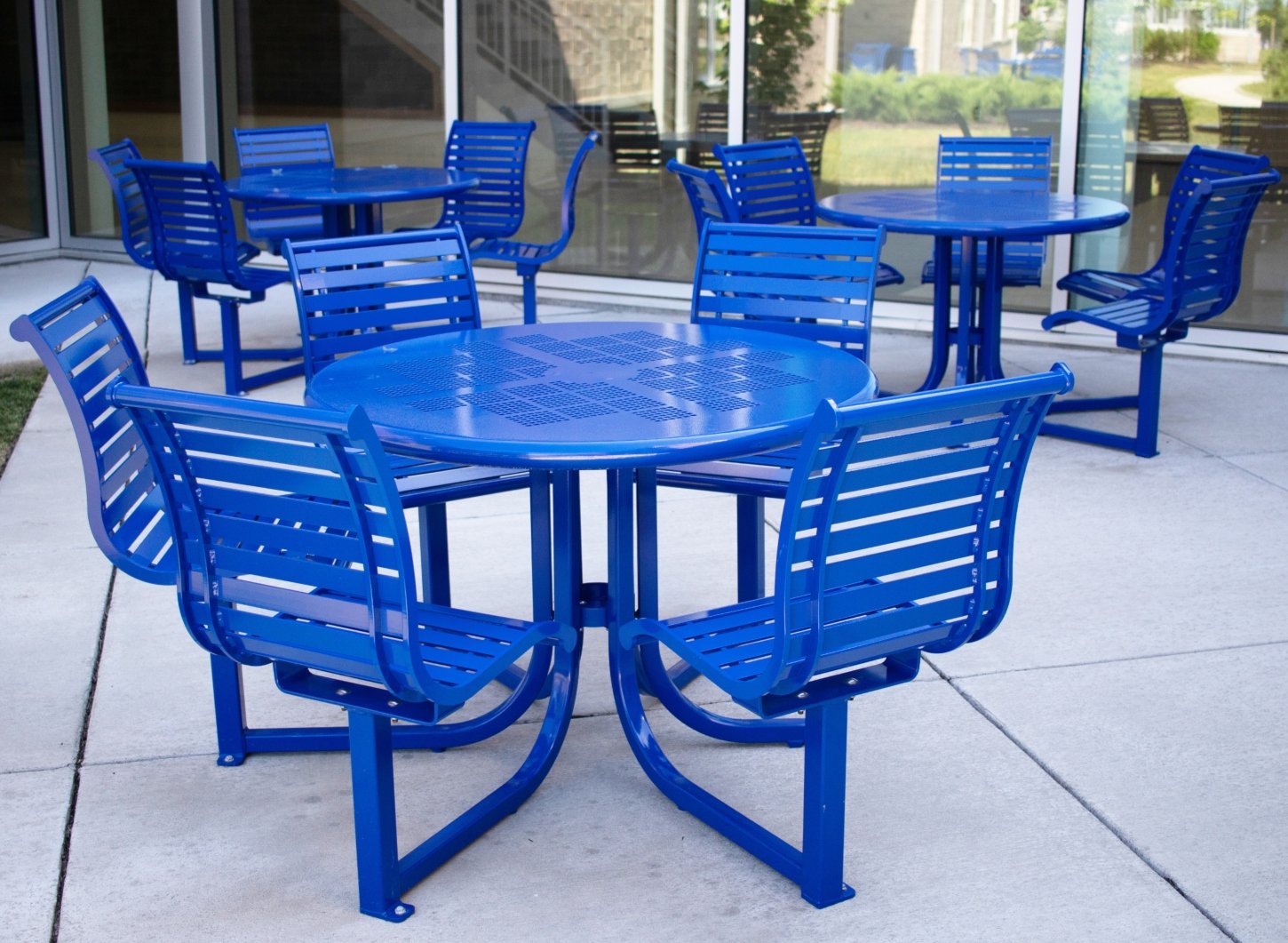 TS-Langdon-Courtyard-LAT-5B-PM-PatBlue-2-1