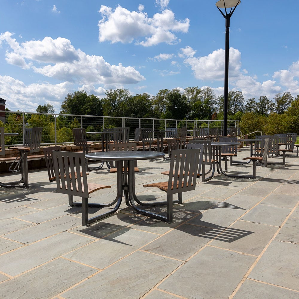 thomas-steele-ashton-courtyard-table-lynchburg-1
