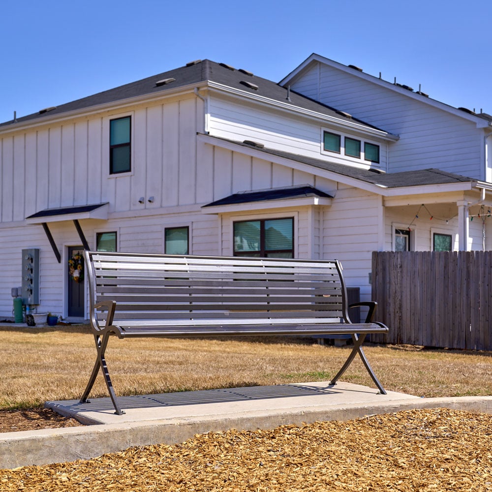 thomas-steele-site-furnishings-mustangridge-2