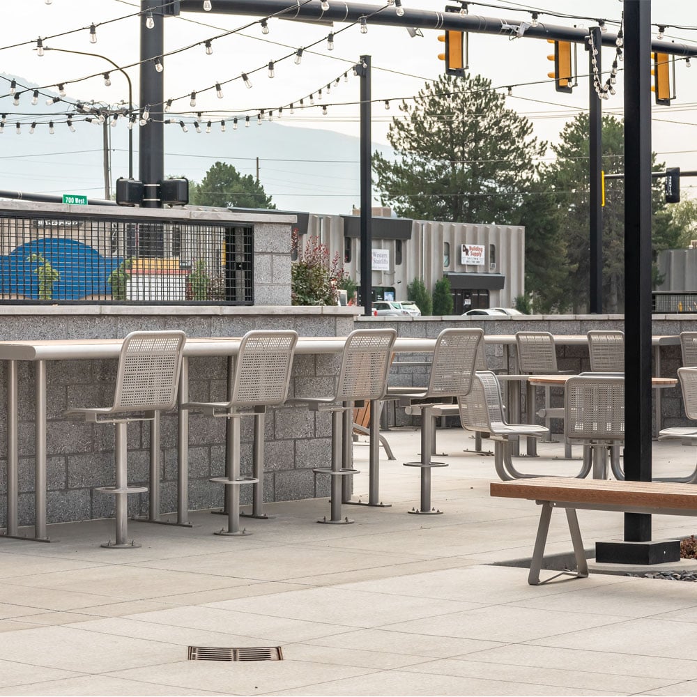 thomas-steele-site-furnishings-outdoor-seating-ut