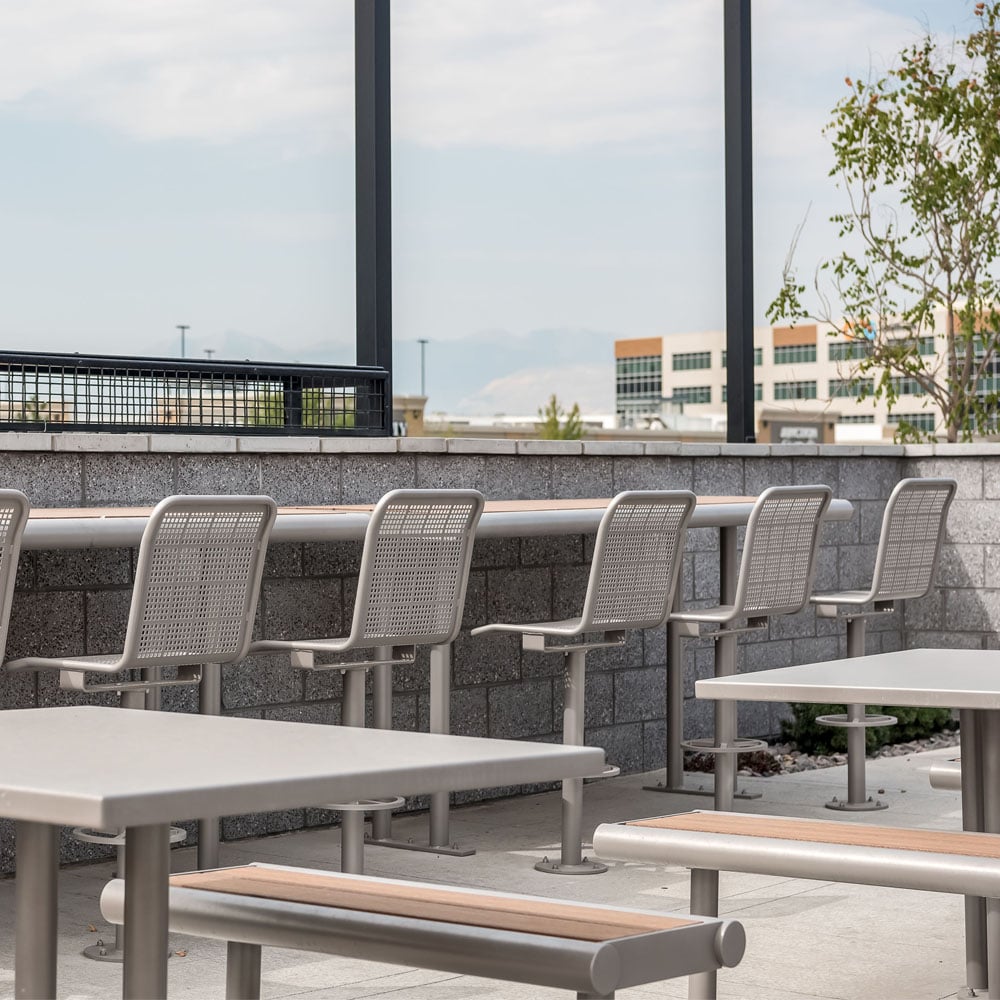 thomas-steele-site-furnishings-outdoor-seating-ut2