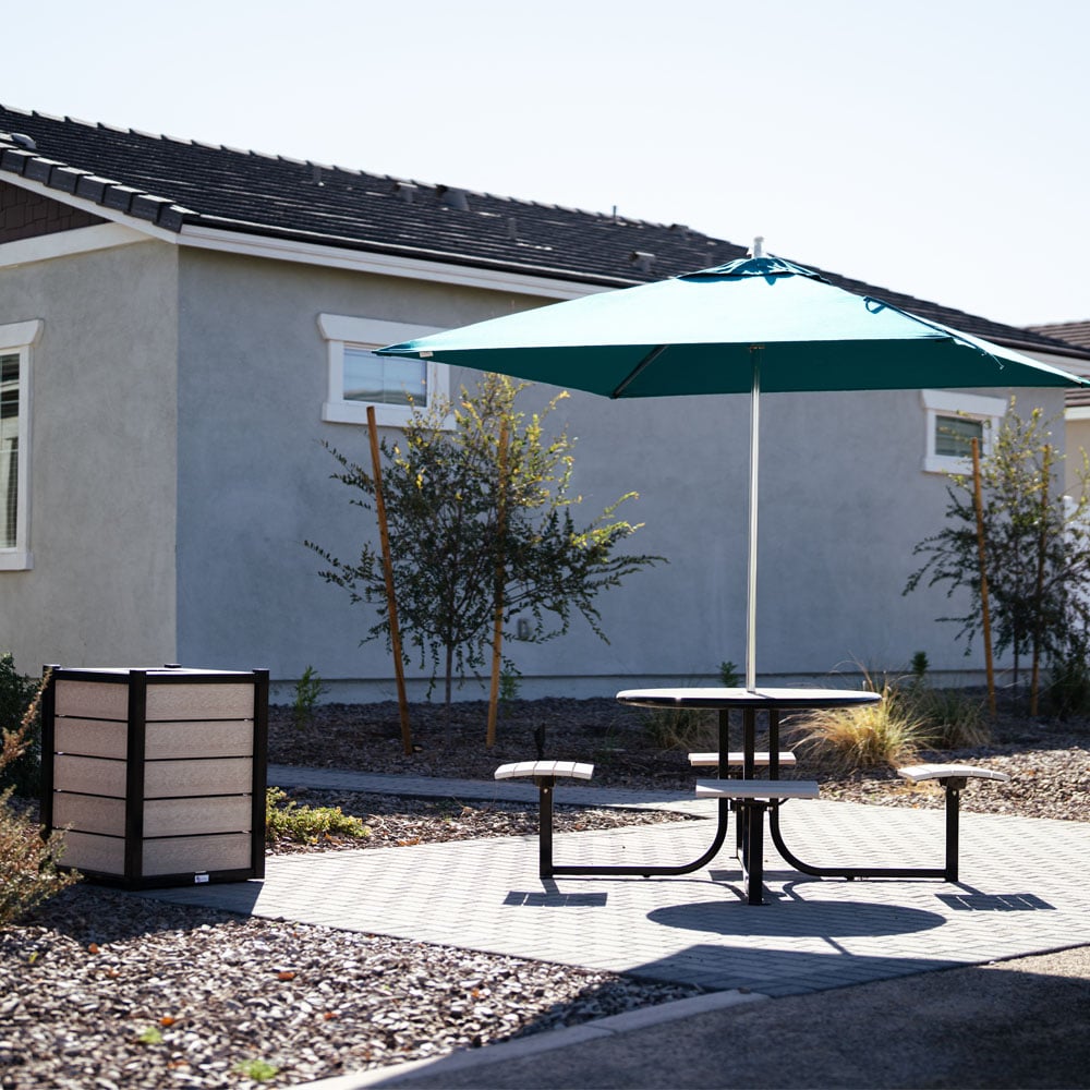 thomas-steele-site-furnishings-queencreek-5