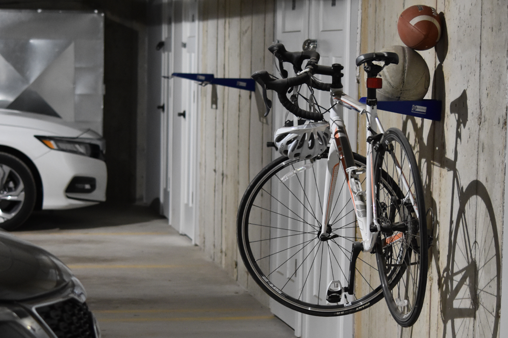 indoor bike rack for apartment